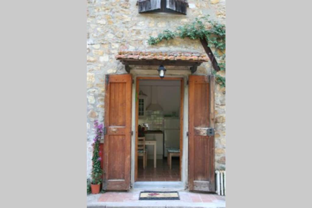 Casa La Torre Un Castello Alle Porte Di Firenze المظهر الخارجي الصورة