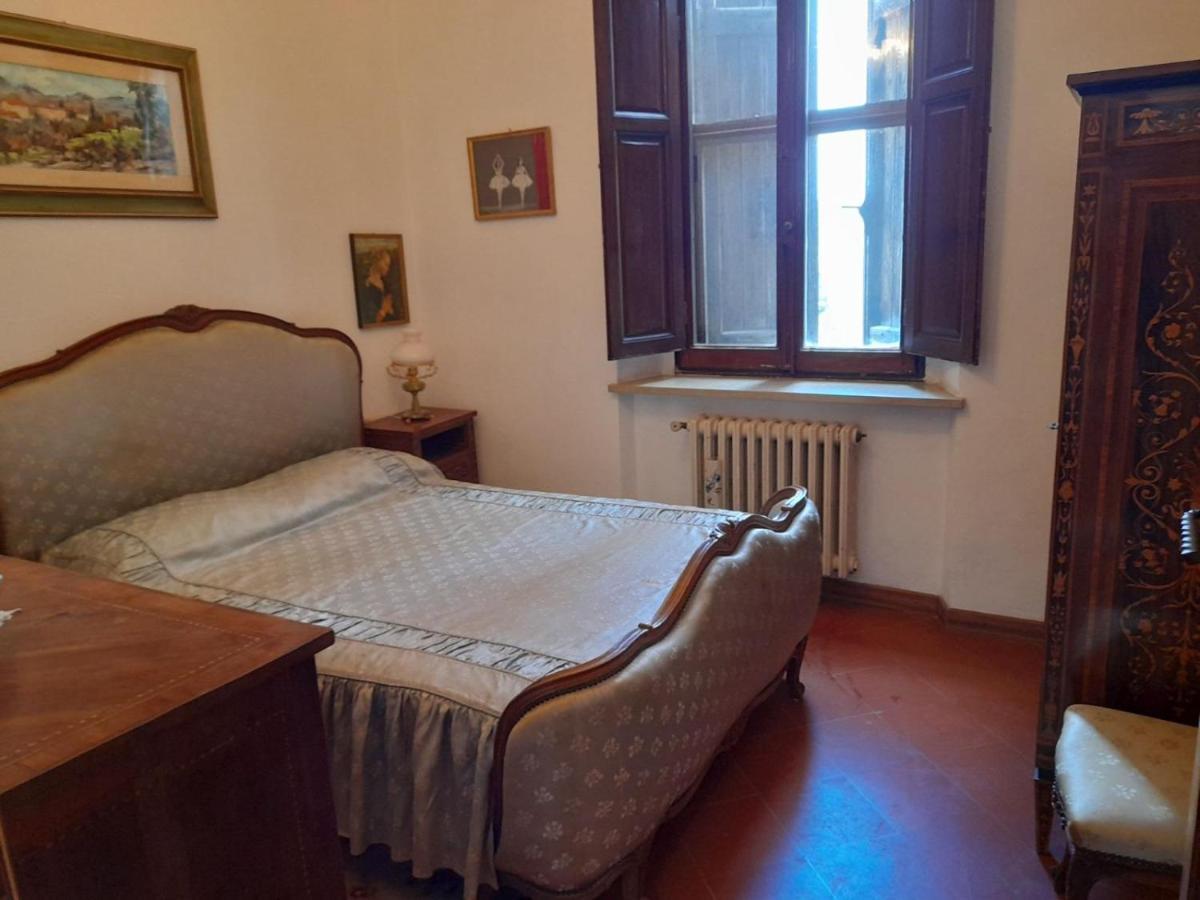 Casa La Torre Un Castello Alle Porte Di Firenze الغرفة الصورة